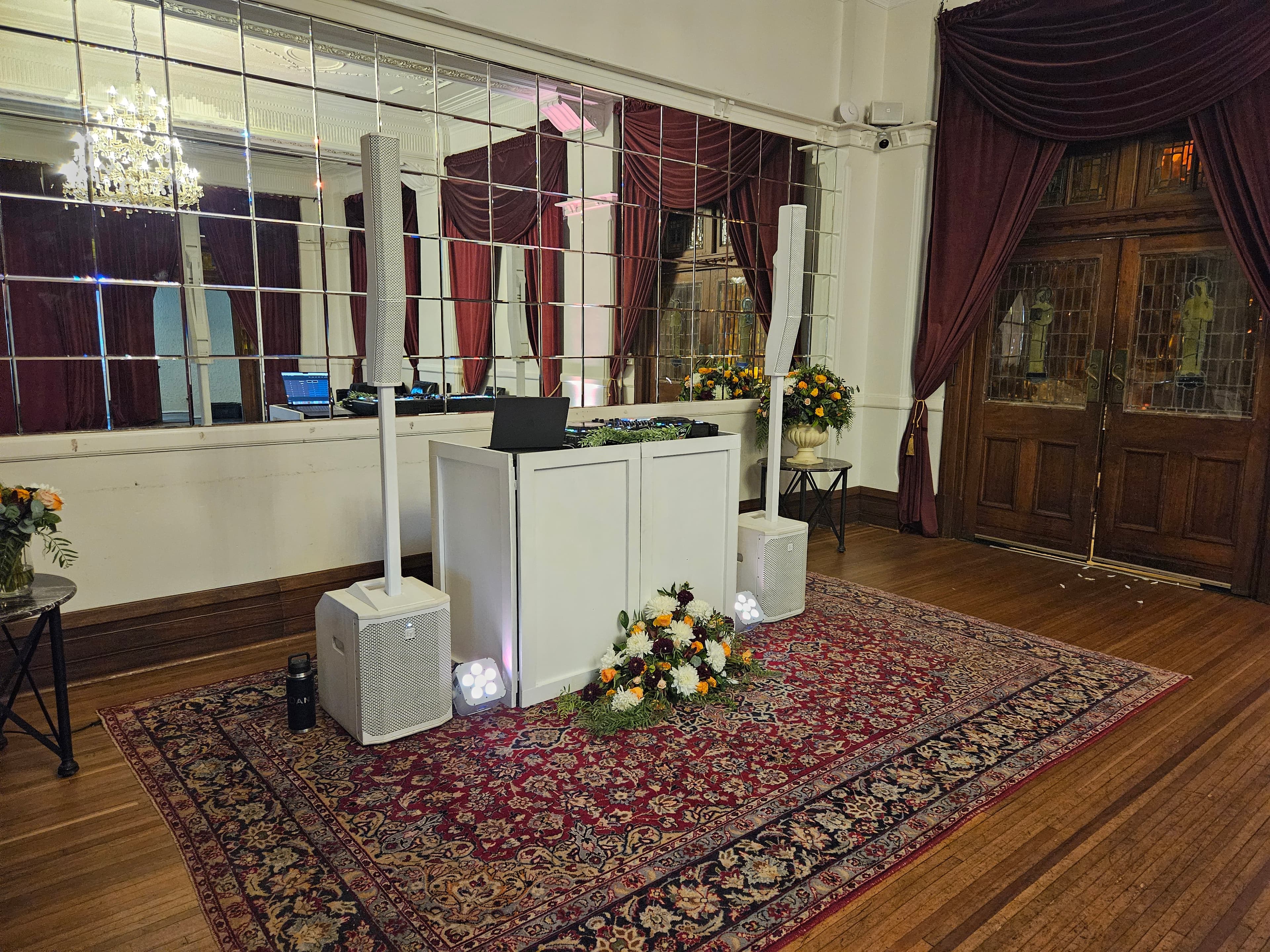 ROBERTSON HOTEL wedding DJ — Southern Highlands