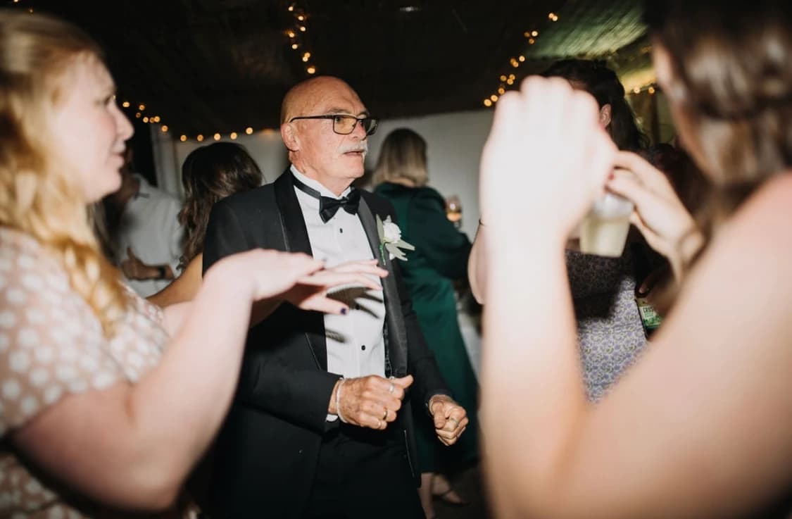 TERARA RIVERSIDE GARDENS wedding DJ — South Coast